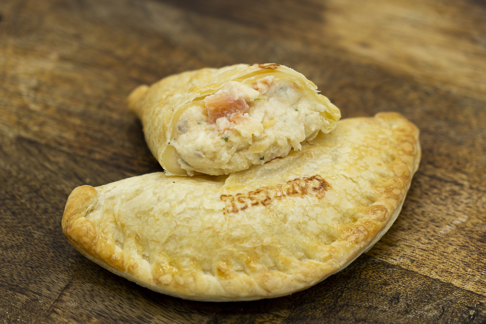 Empanadas argentinas con sabor especial en Granada. La Buenos Aires, la empanada de mayor calidad con los mejores ingredientes